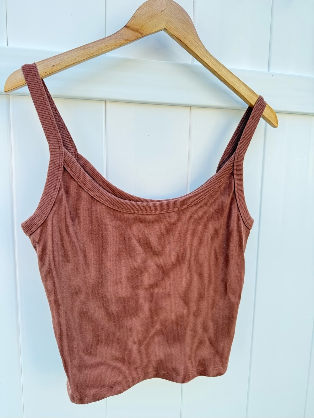 Abercrombie & FitchSift A&F Rib Scoop Camisole in Rust Brown